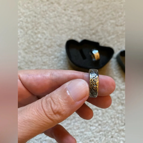 Vintage Rare Tim Burton The Corpses Bride collector wedding ring set. - Picture 12 of 15